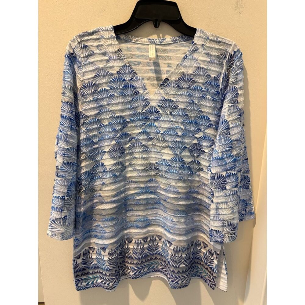 Whimsey Rose Women's Blue Patterned V-Neck Tunic side slits size Large